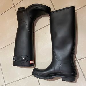 Hunter women’s rain boots
